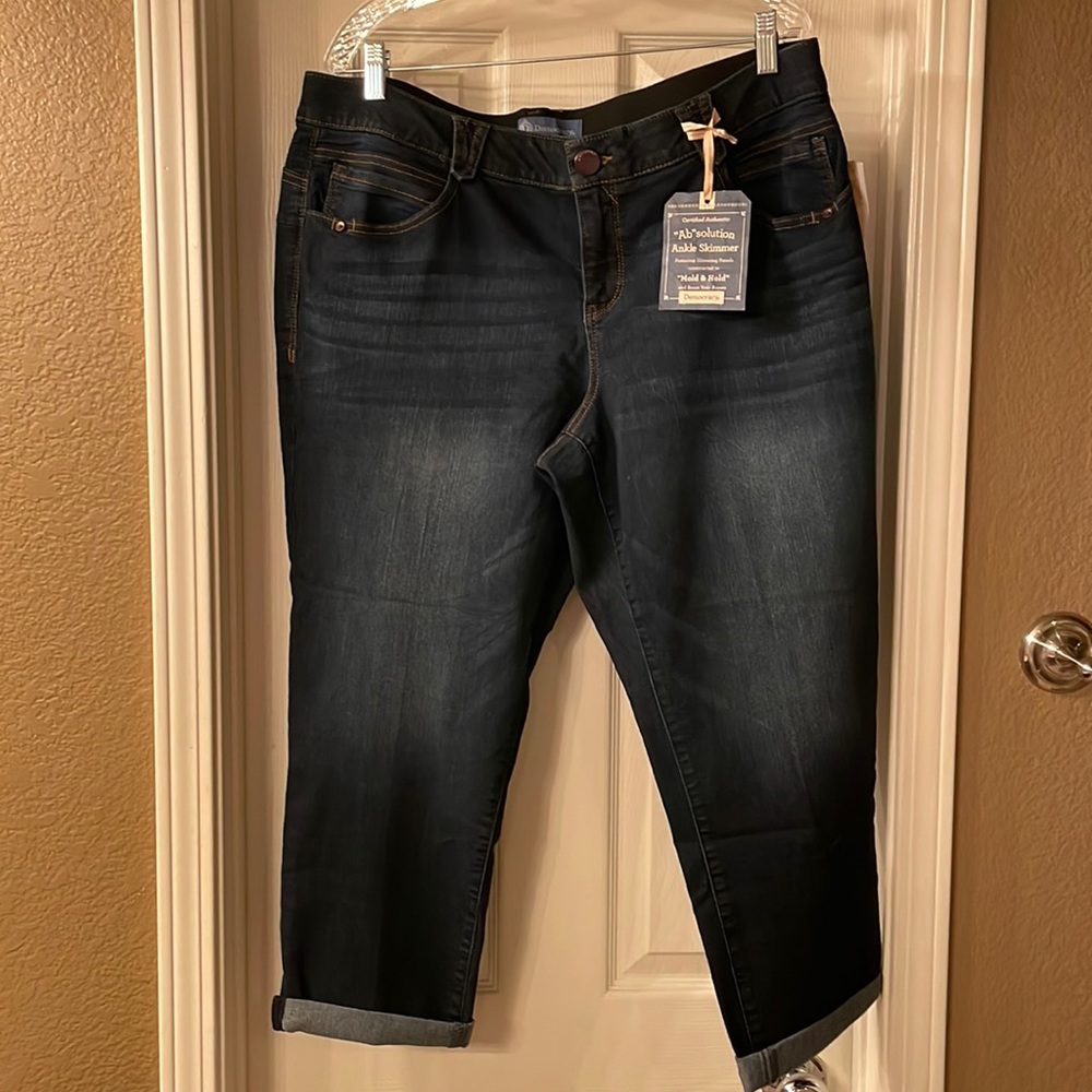 NWT Democracy Ankle Skimmer Jean 20